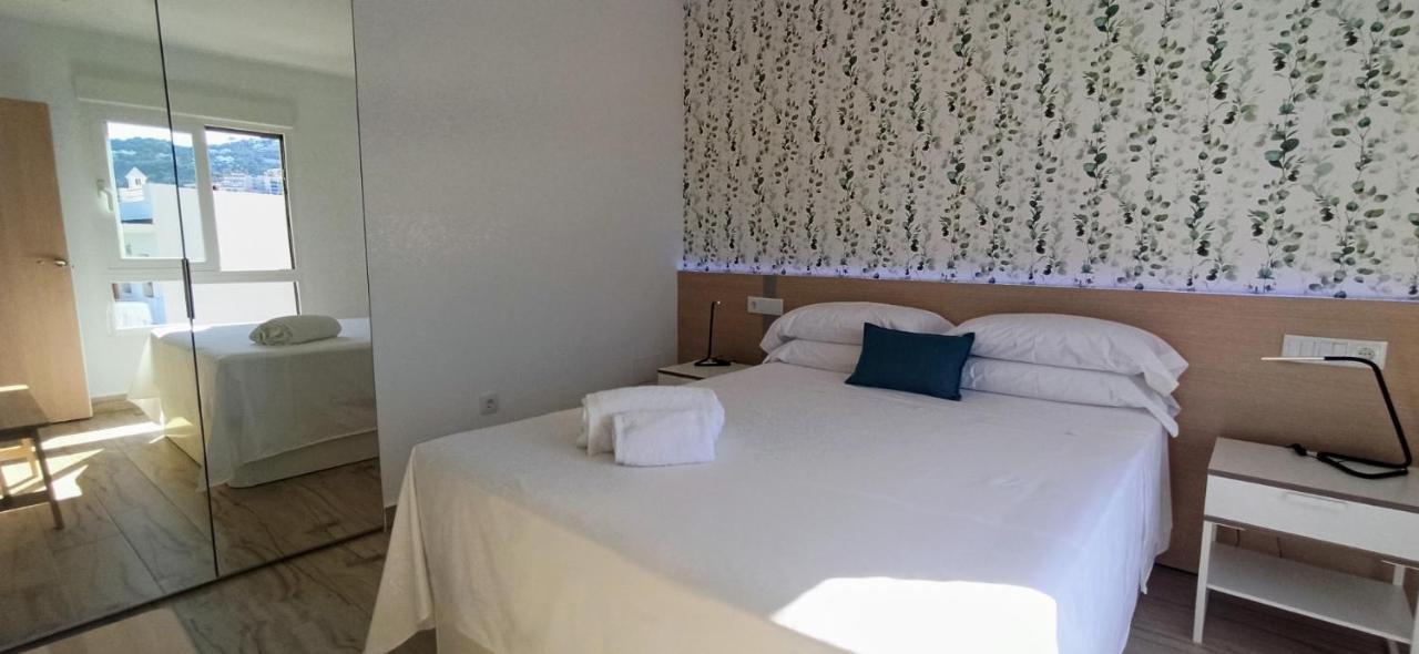 Bahia Deluxe Apartment La Herradura  Exterior photo